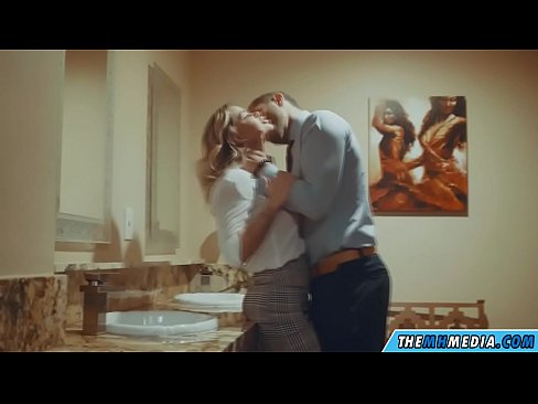 ❤️ Amikor egy bögyös szőke elcsábít egy nyilvános WC-ben Porno fb at hu.assistdoctor23.ru ❌